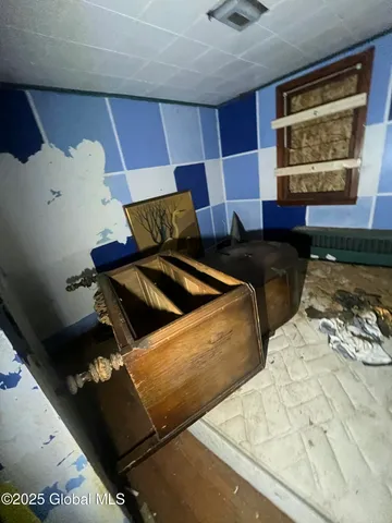 $159,999 | 434 North Greenbush Road, Troy, NY 12180