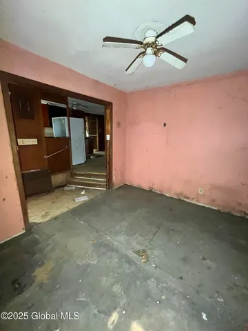 $159,999 | 434 North Greenbush Road, Troy, NY 12180