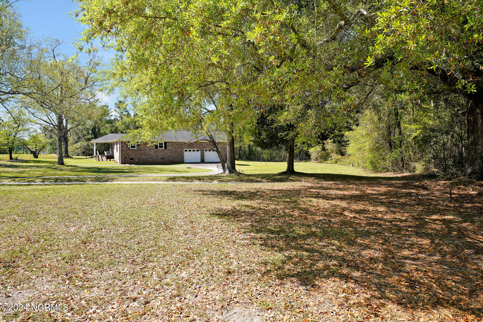 83 Maco Road Northeast Leland, NC 28451 - Photo 36 of 39 Large side yard