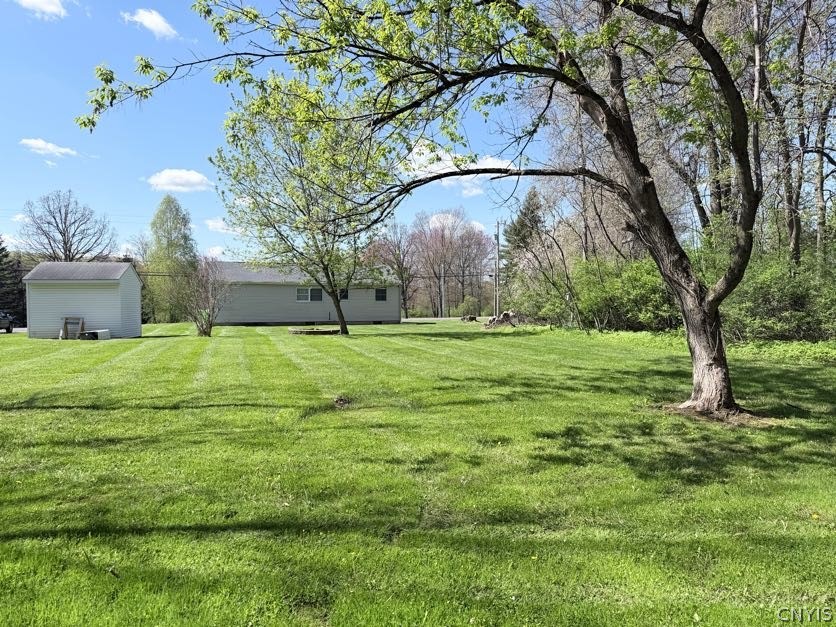 1127 Smithridge Road Bridgeport, NY 13030 - Photo 8 of 36