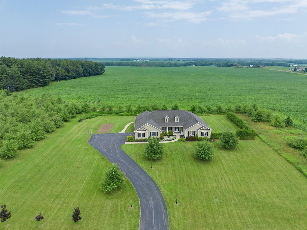264 Clark Road Peru, NY 12972 - Photo 3 of 45
