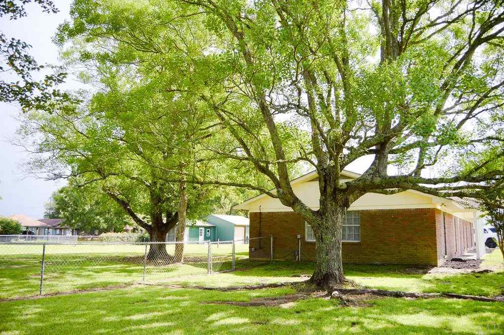 2289 Old Bratt Road Atmore, AL 36502 - Photo 4 of 49
