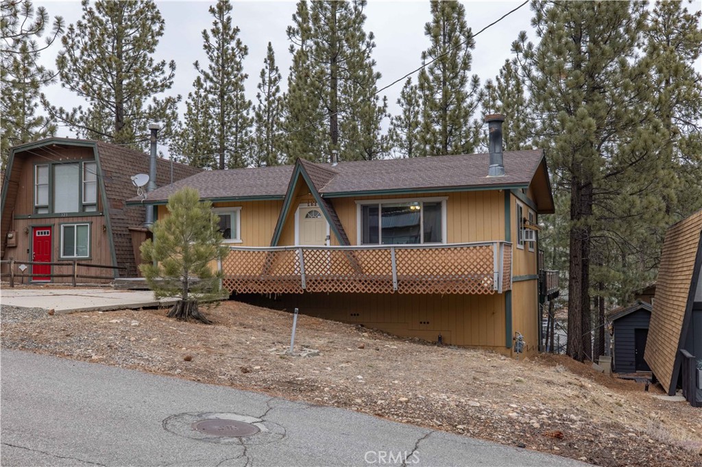 121 West Mojave Blvd