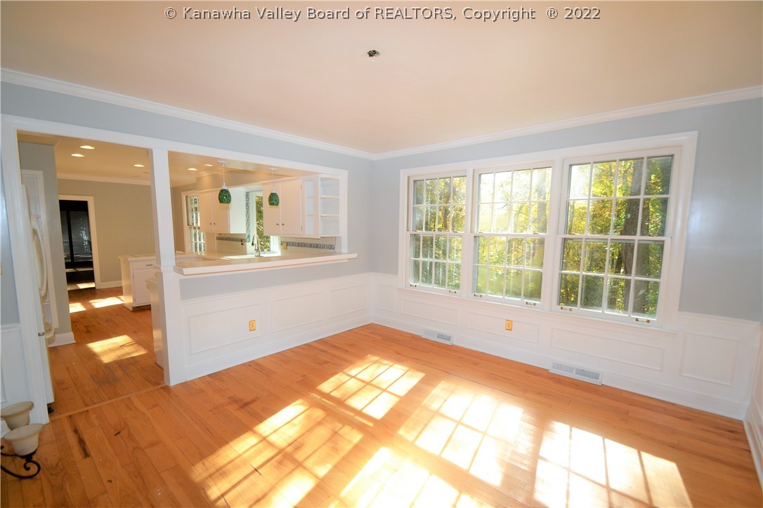 1611 Ridgeview Road Charleston, WV 25314 - Photo 15 of 34 Gallery Image 15