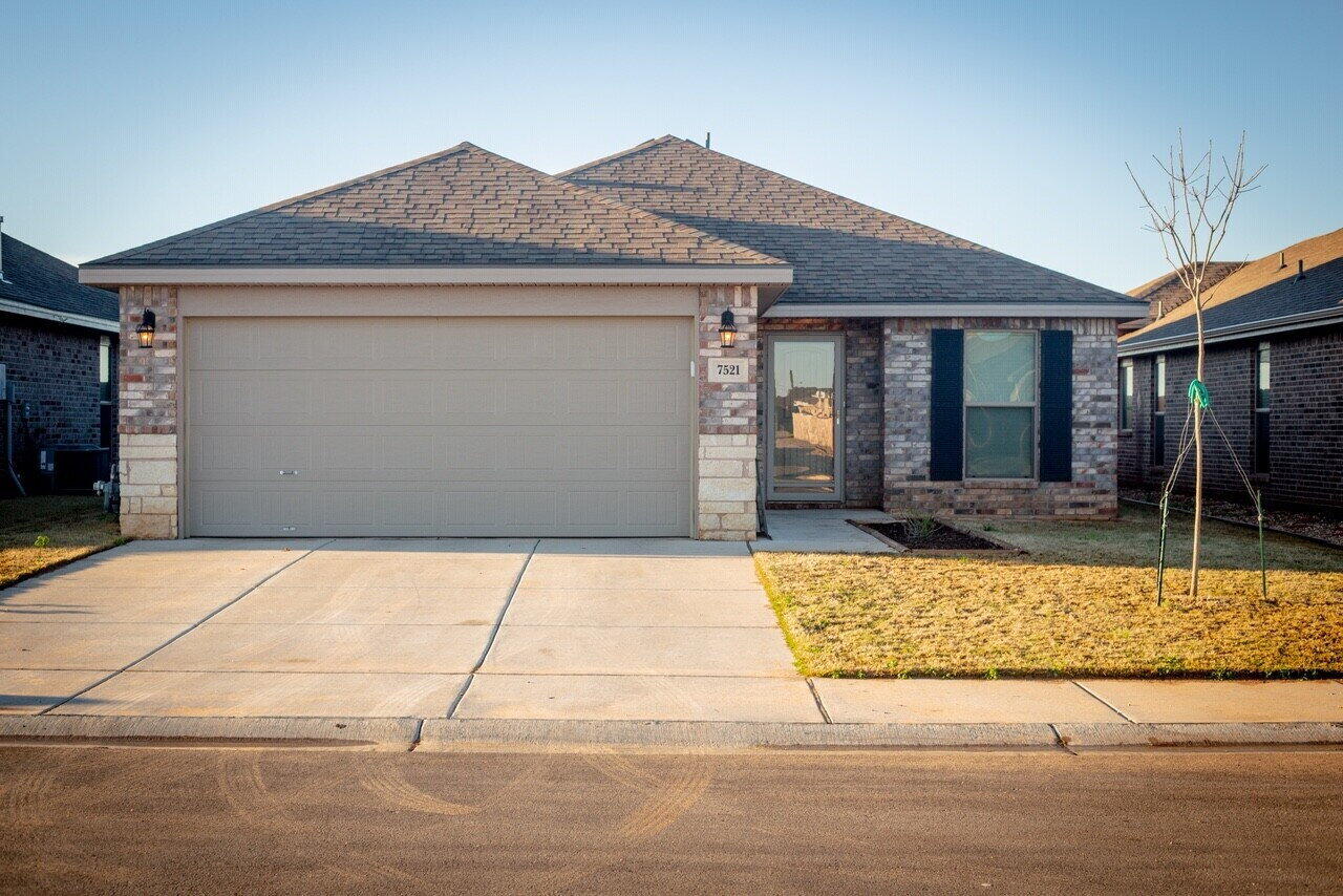 7521 103rd Street Lubbock, TX 79424 - Photo 1 of 21 1