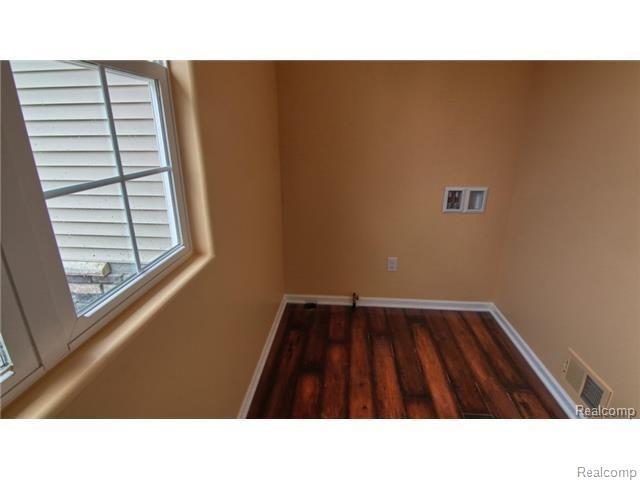 6930 Dryden Road Almont, MI 48003 - Photo 11 of 27 Gallery Image 11
