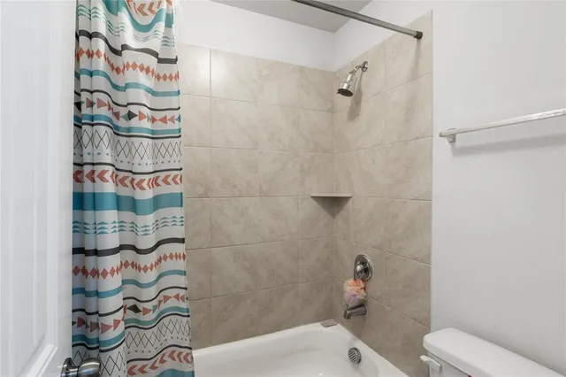 $2,300 | 1425 Tall Pine Way, Fort Worth, TX 76112