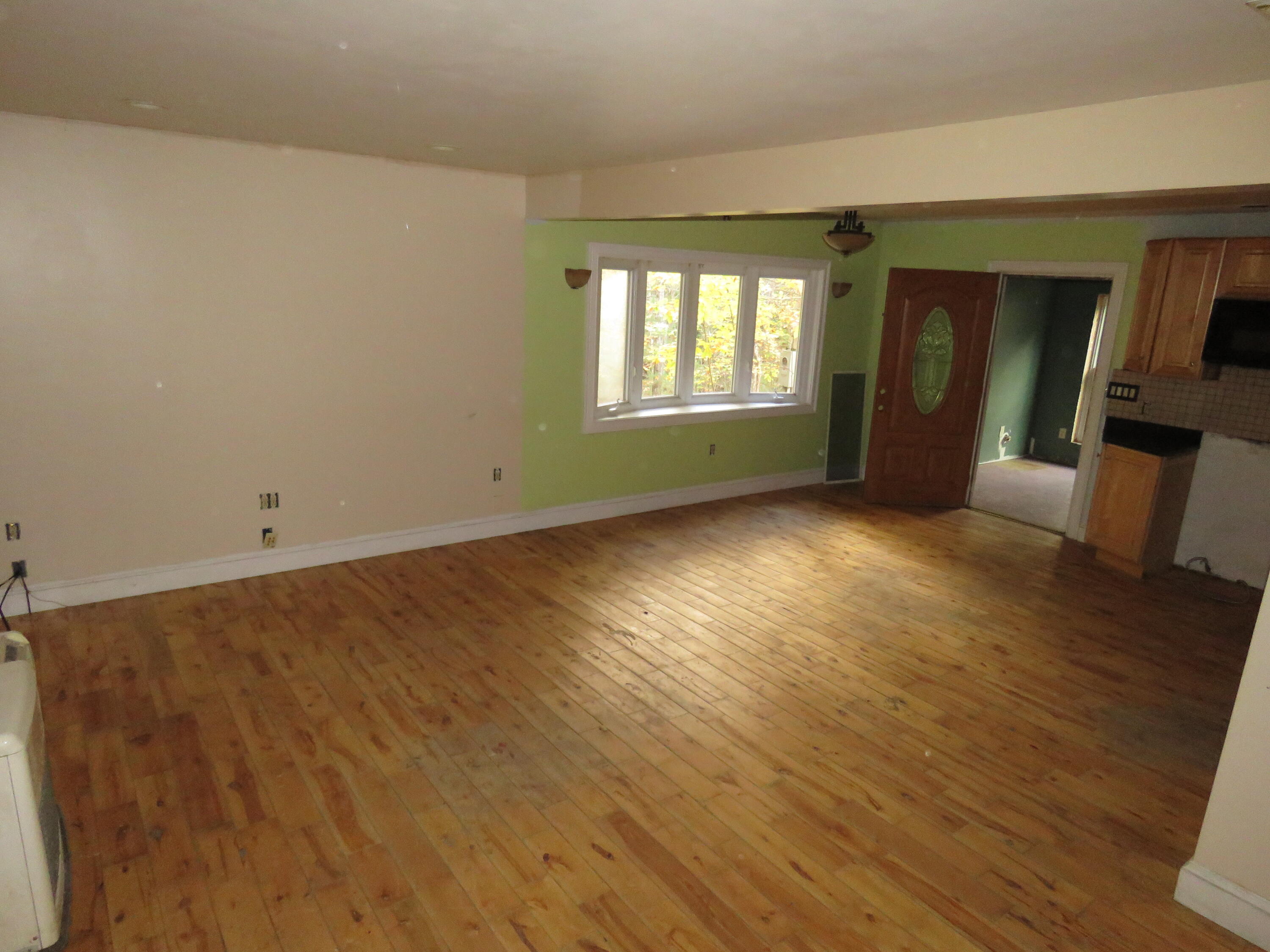 85 Ramsdell Road Hebron, ME 04238 - Photo 8 of 36 IMG_3488