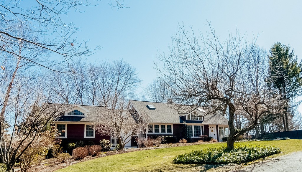 14 Walnut Street Lexington, MA 02421 - Photo 2 of 30