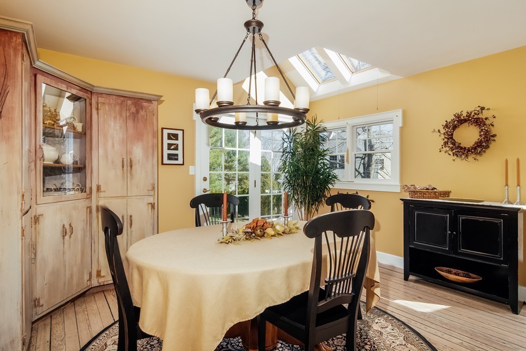 14 Walnut Street Lexington, MA 02421 - Photo 8 of 30
