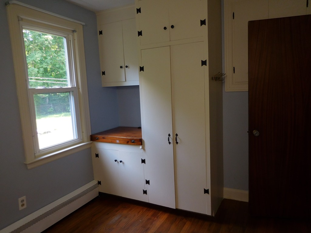 800 Blandford Road Russell, MA 01071 - Photo 11 of 12 Gallery Image 11