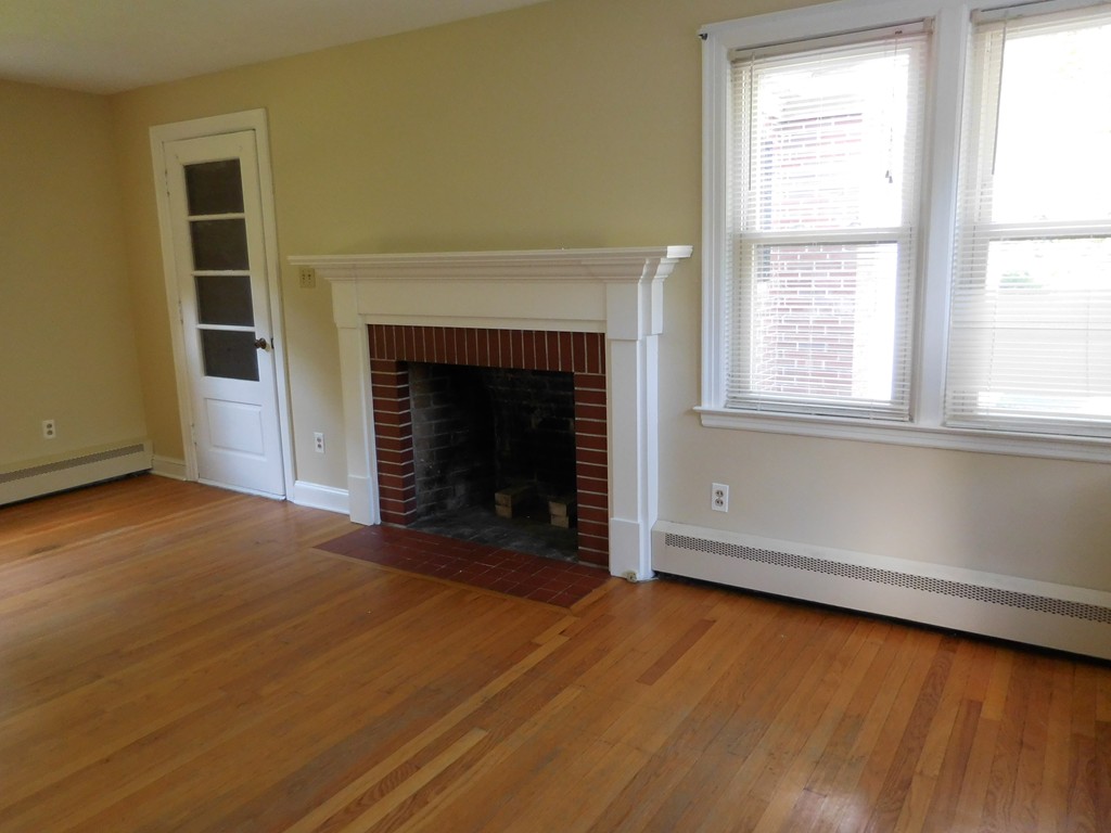 800 Blandford Road Russell, MA 01071 - Photo 4 of 12 Gallery Image 4