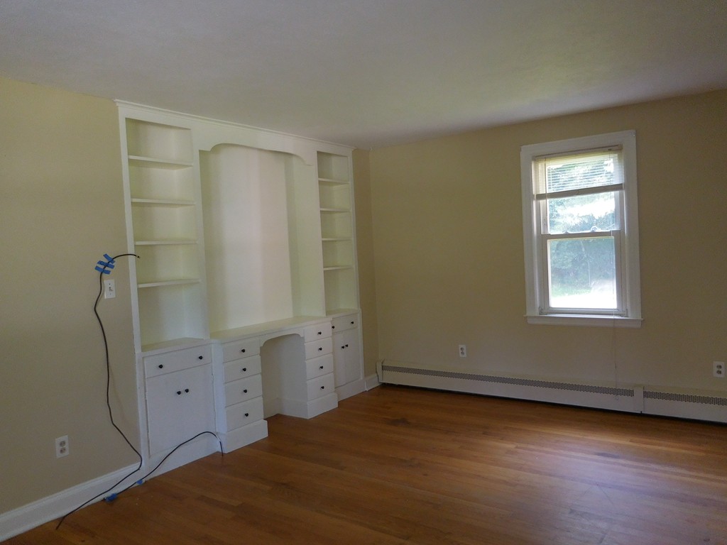 800 Blandford Road Russell, MA 01071 - Photo 5 of 12 Gallery Image 5