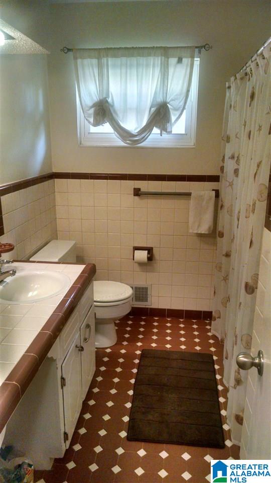 1905 Thornhill Road Fultondale, AL 35068 - Photo 12 of 17