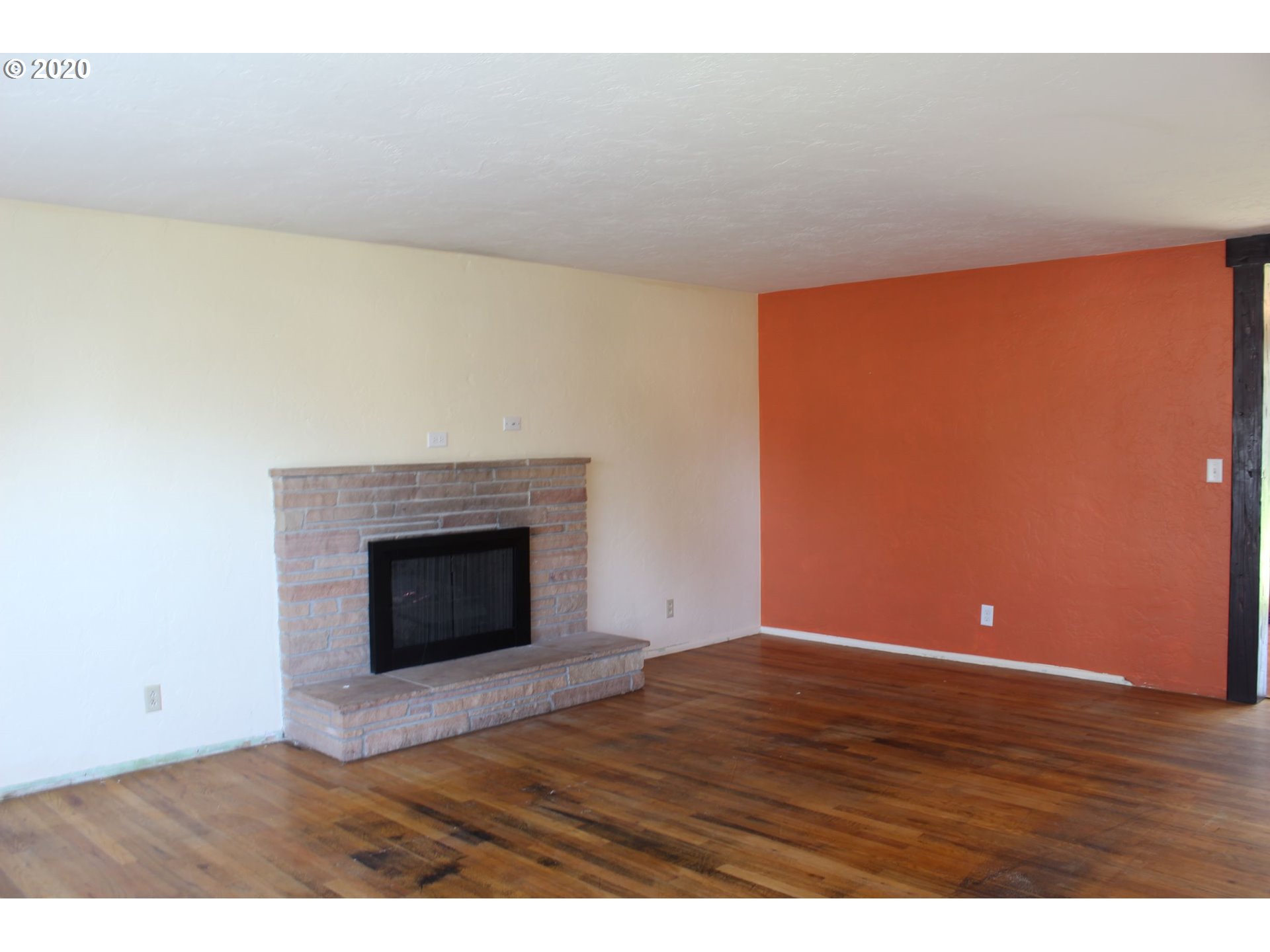 2155 Rhododendron Street Springfield, OR 97477 - Photo 3 of 14