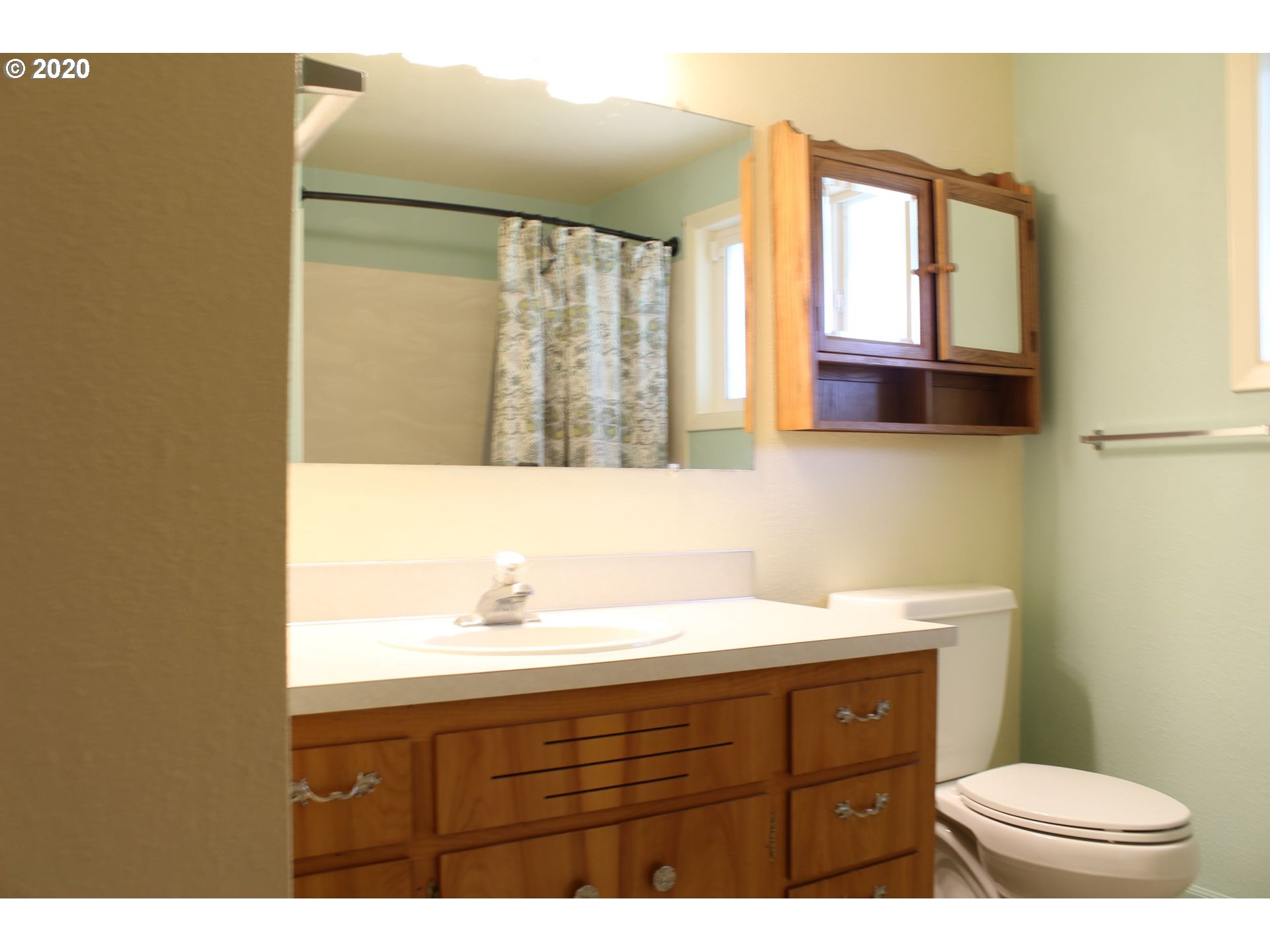 2155 Rhododendron Street Springfield, OR 97477 - Photo 10 of 14