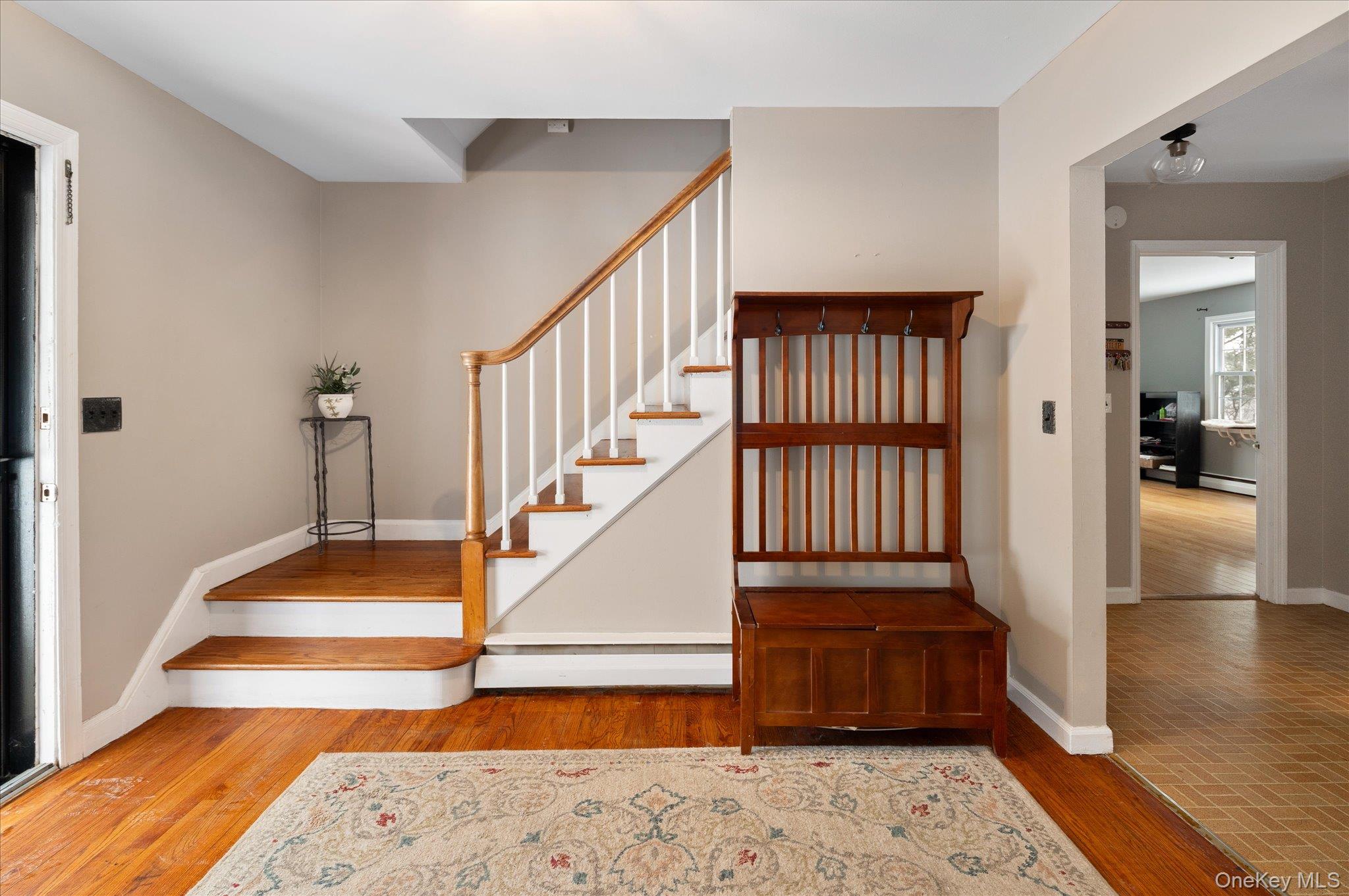 94 Meadow Road Briarcliff Manor, NY 10510 - Photo 2 of 23