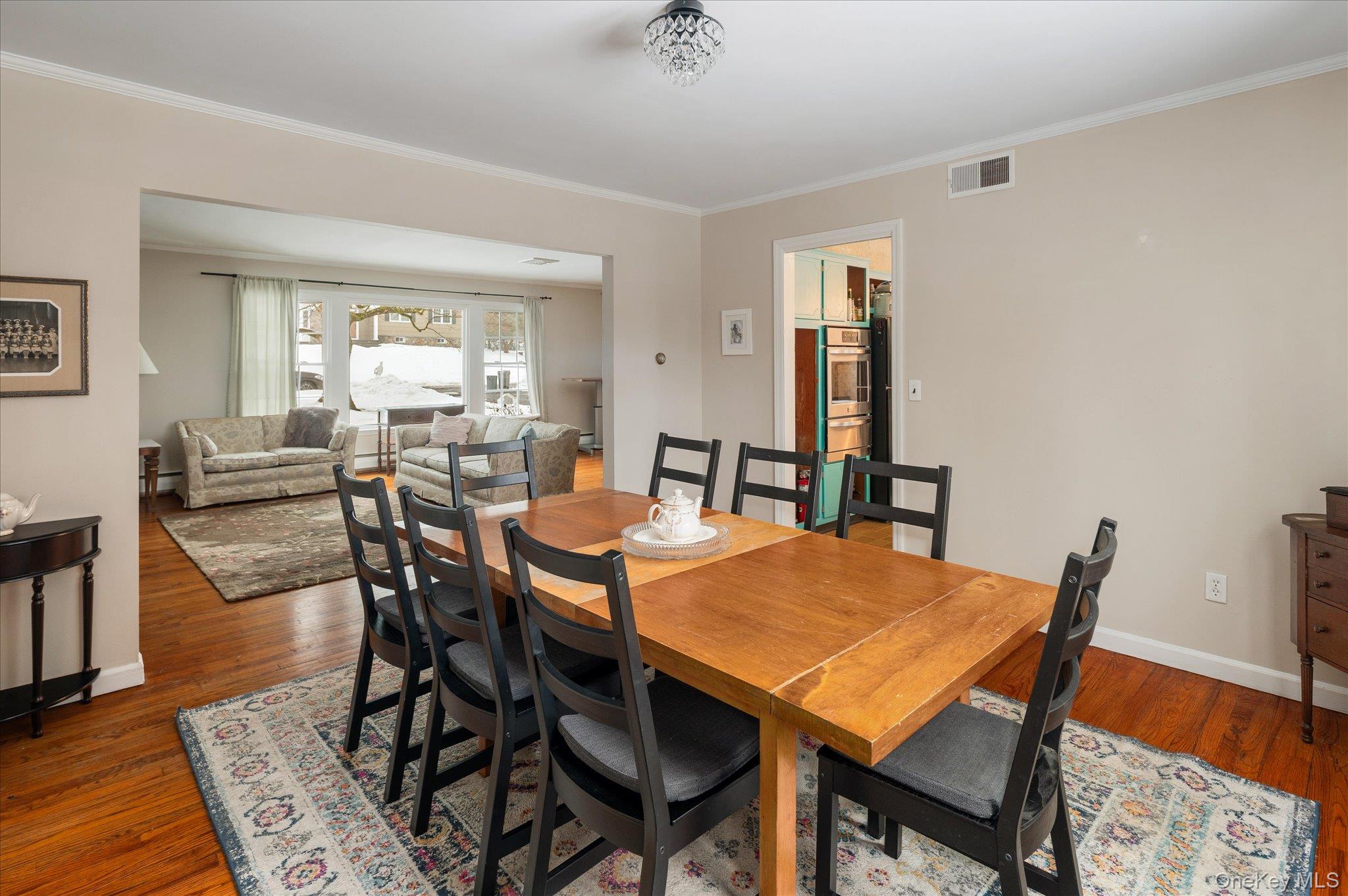 94 Meadow Road Briarcliff Manor, NY 10510 - Photo 8 of 23