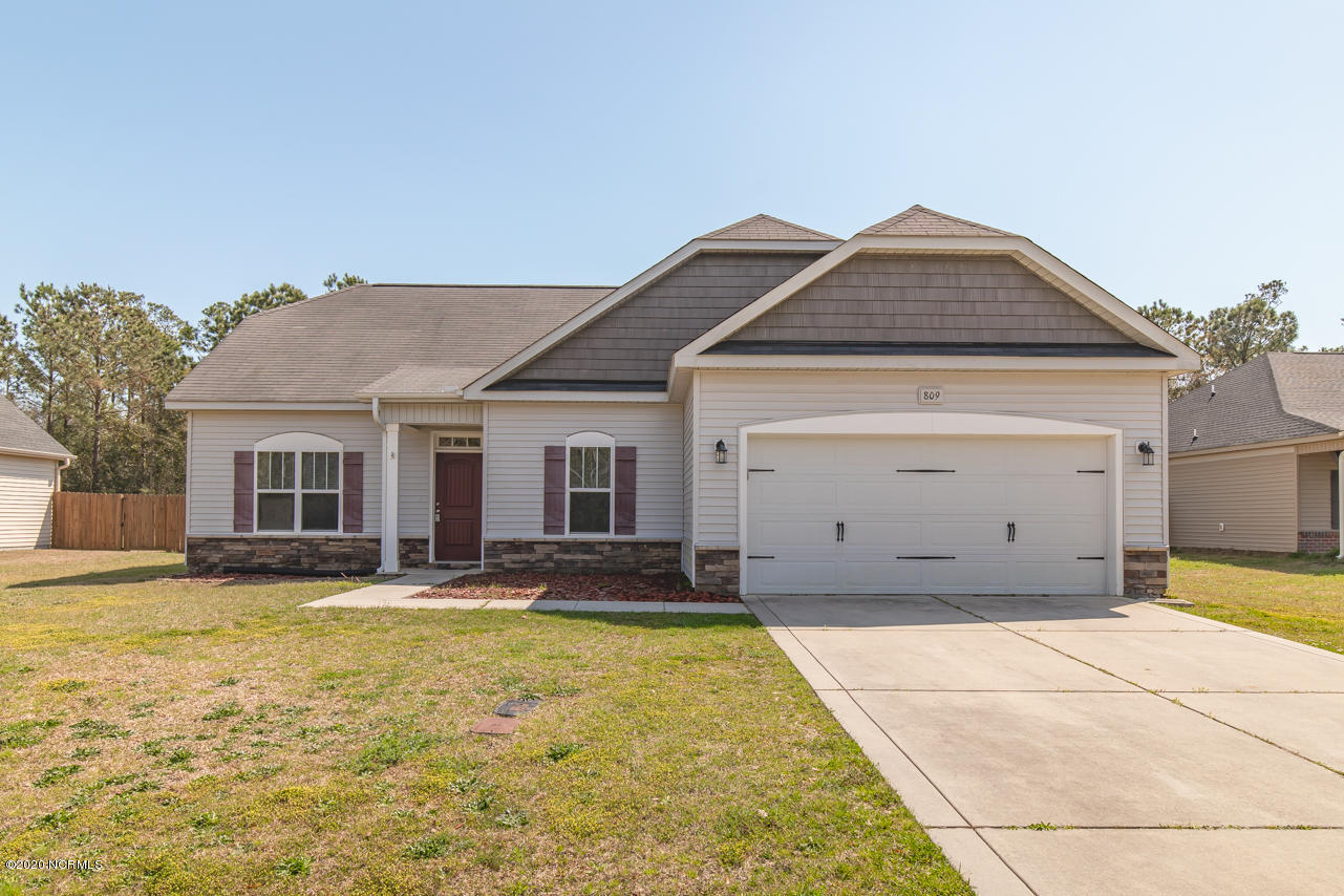 809 Lavender Court Hubert, NC 28539 - Photo 1 of 32 1