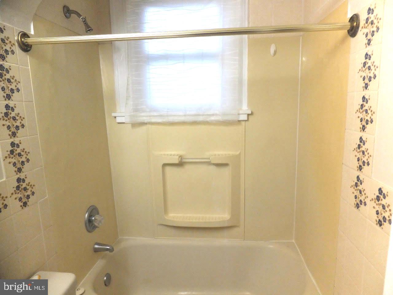 6200 Frederick Road Catonsville, MD 21228 - Photo 24 of 28
