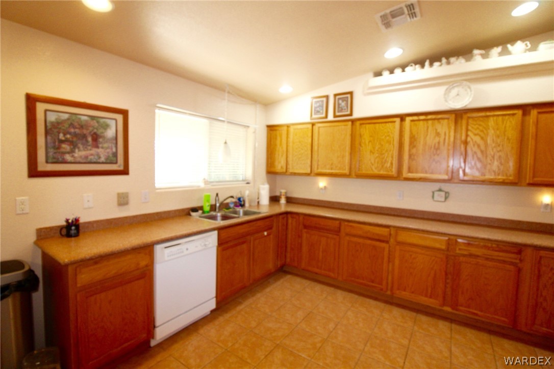 622 South Ajo Road Golden Valley, AZ 86413 - Photo 3 of 26 Gallery Image 3