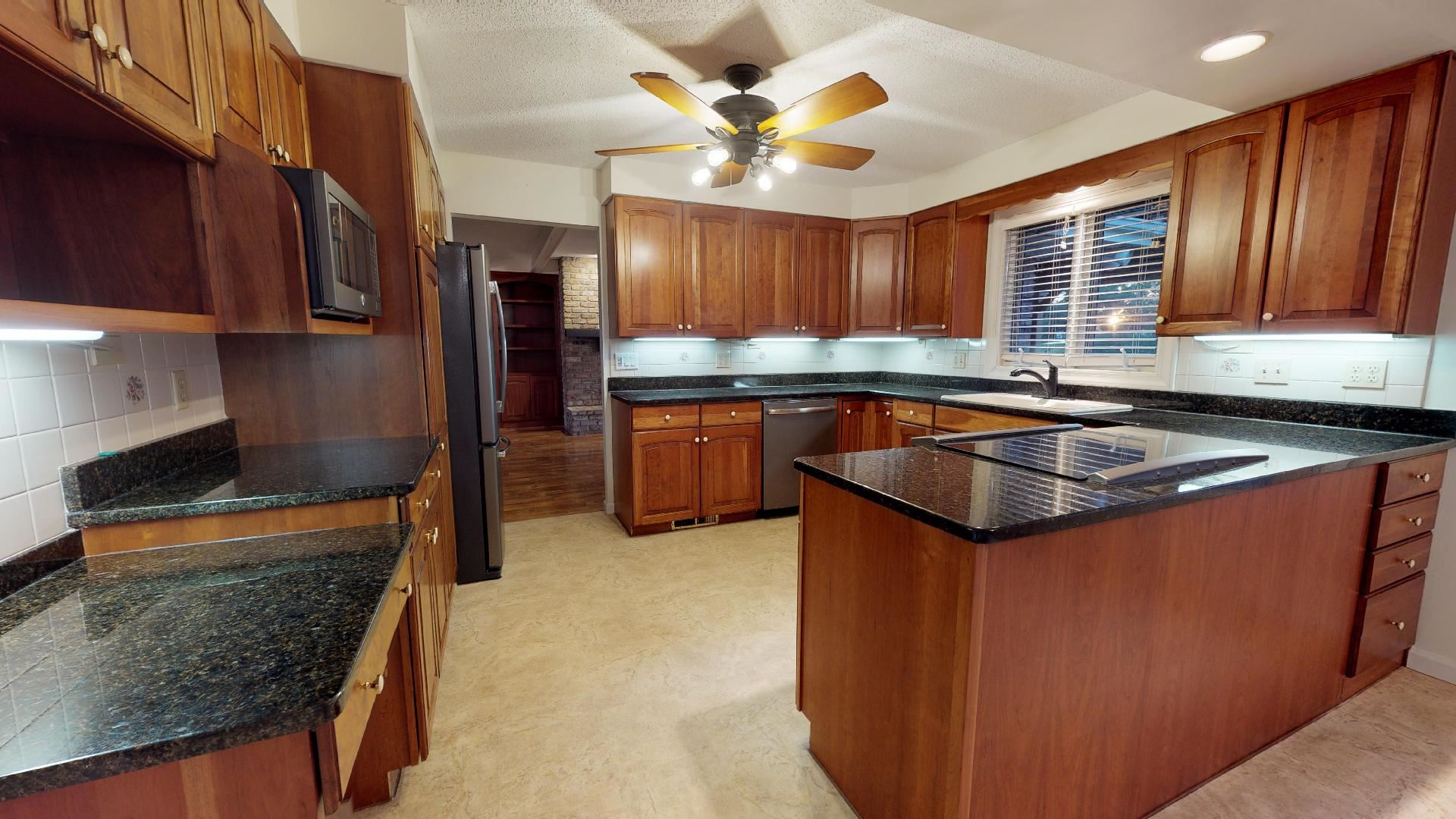 225 Wild Rose Lane Rochester, IL 62563 - Photo 2 of 36