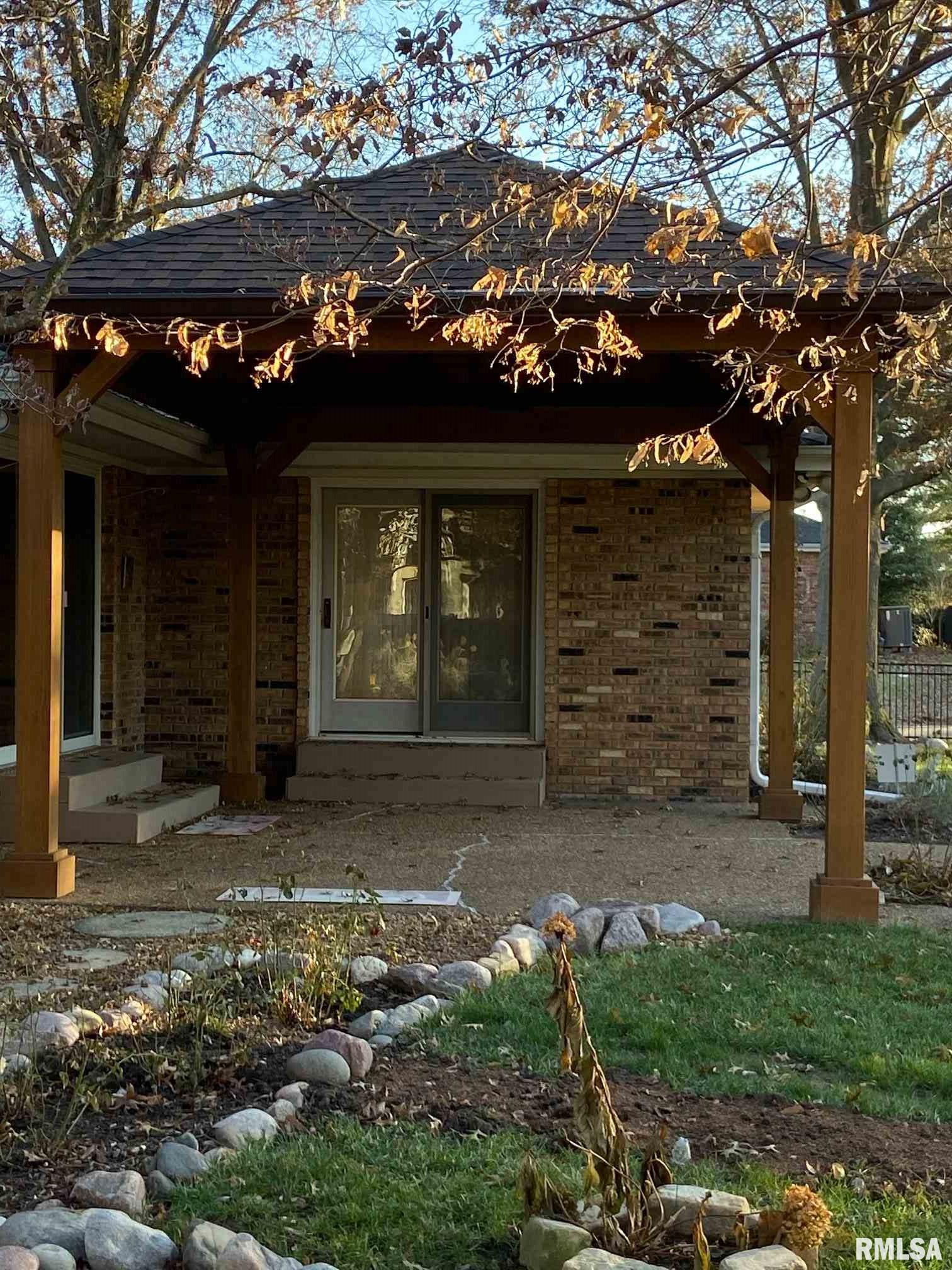 225 Wild Rose Lane Rochester, IL 62563 - Photo 33 of 36