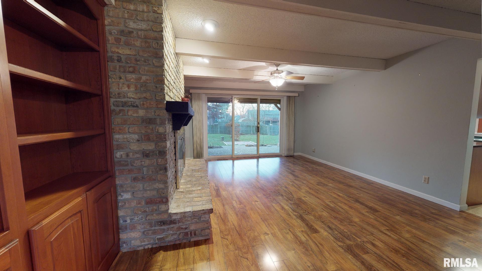 225 Wild Rose Lane Rochester, IL 62563 - Photo 10 of 36