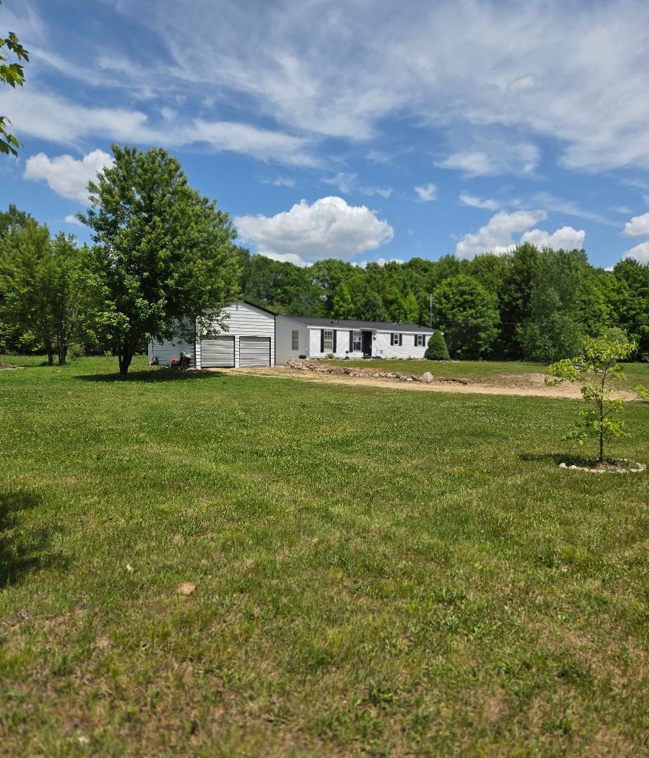 475 Tyler Road Wayland, MI 49348 - Photo 5 of 40 ty-21