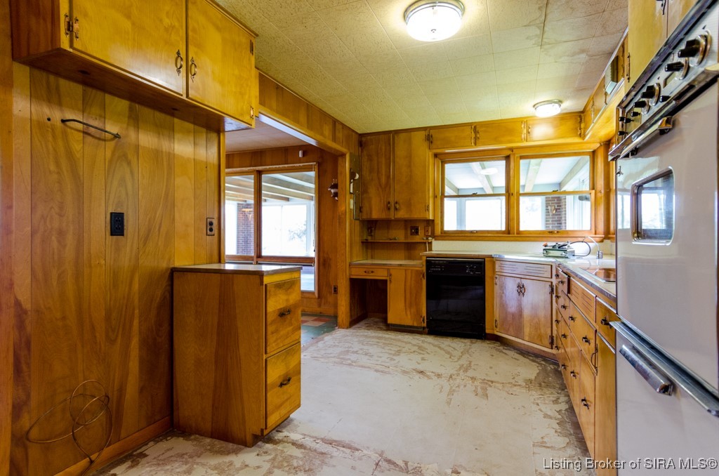 2124 North Sparks Ferry Road Salem, IN 47167 - Photo 14 of 47 Gallery Image 14
