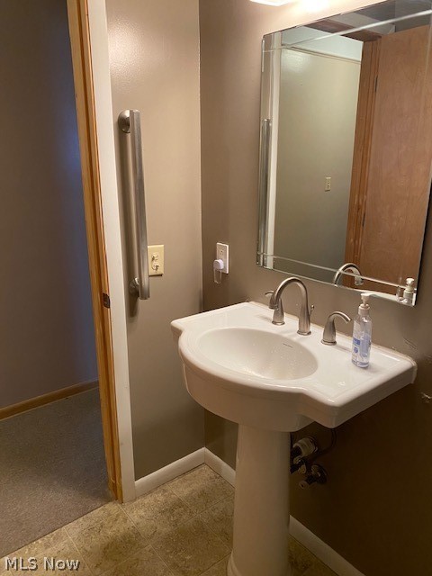 6848 Brandywine Road Cleveland, OH 44130 - Photo 9 of 31