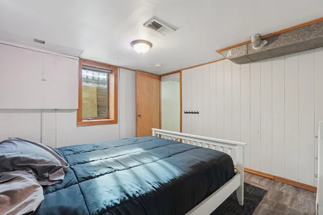 $250,000 | 1132 Minnehaha Avenue East, St. Paul, MN 55106