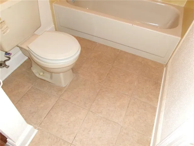 $199,000 | 140 Clemson Drive, Kenner, LA 70065