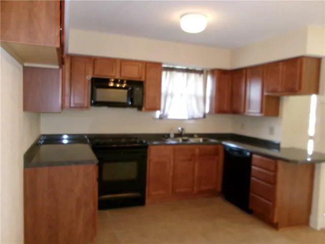 $199,000 | 140 Clemson Drive, Kenner, LA 70065