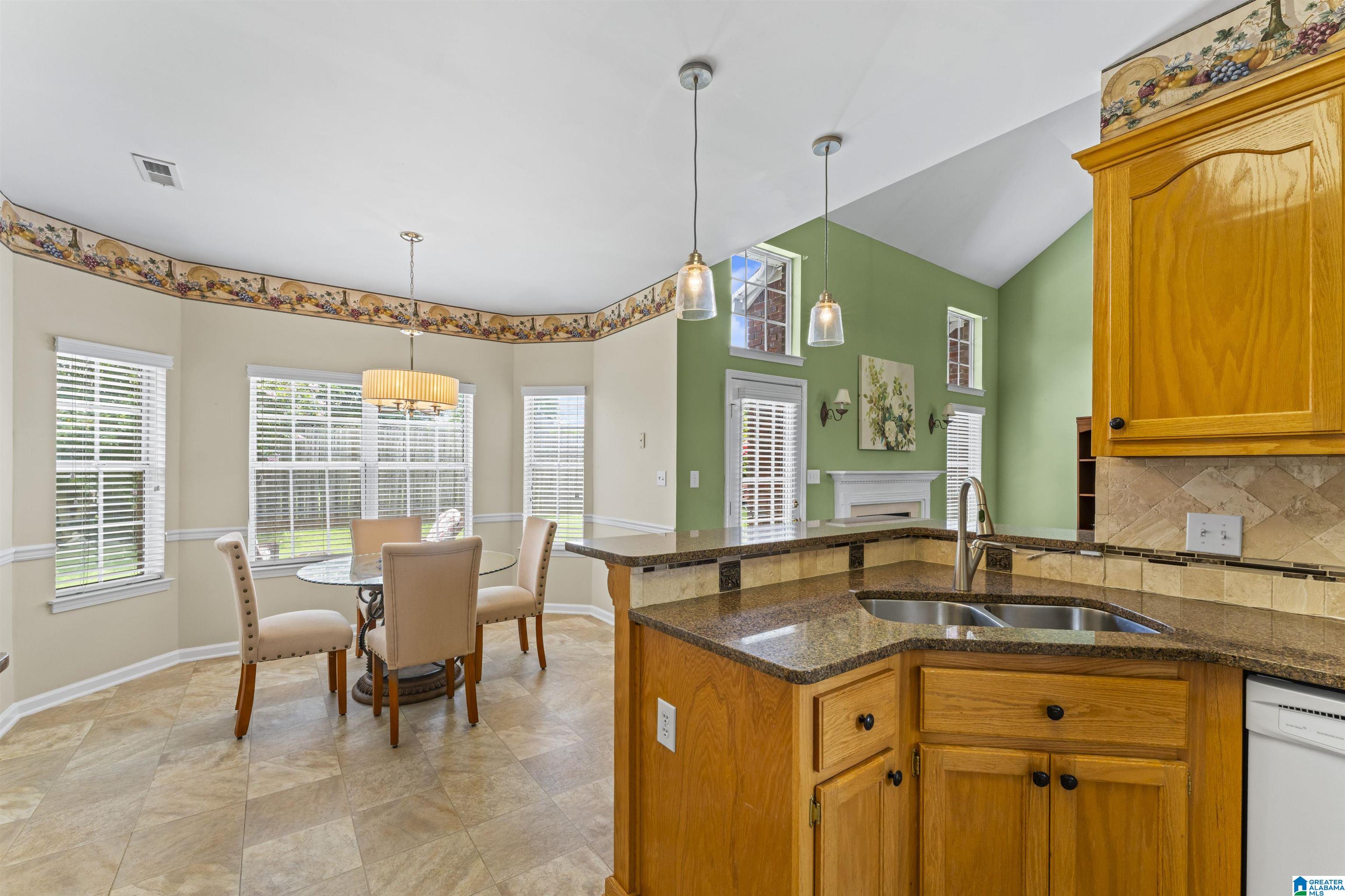 290 Victoria Station Alabaster, AL 35114 - Photo 16 of 46