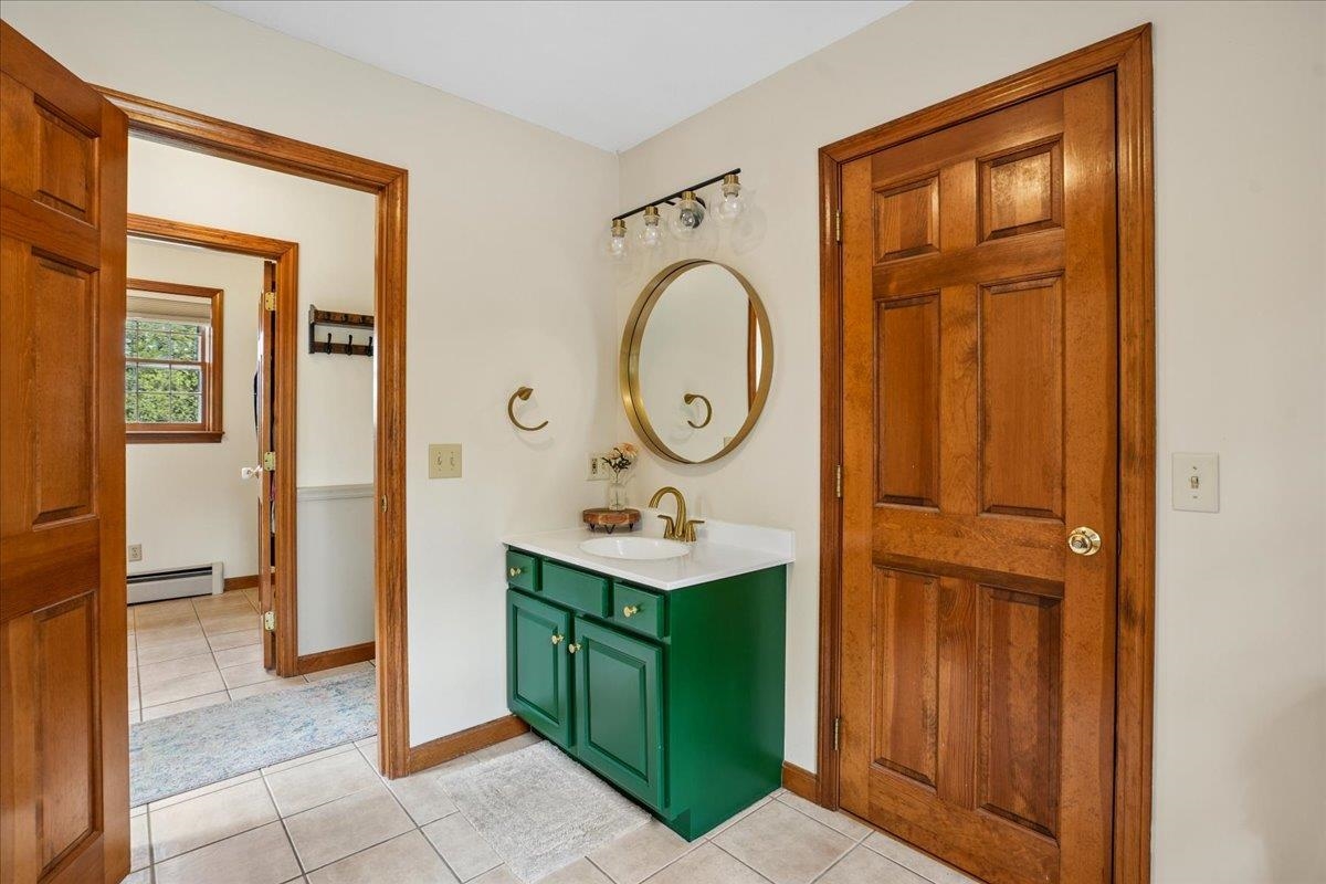 35 Haynes Road Deerfield, NH 03037 - Photo 27 of 50