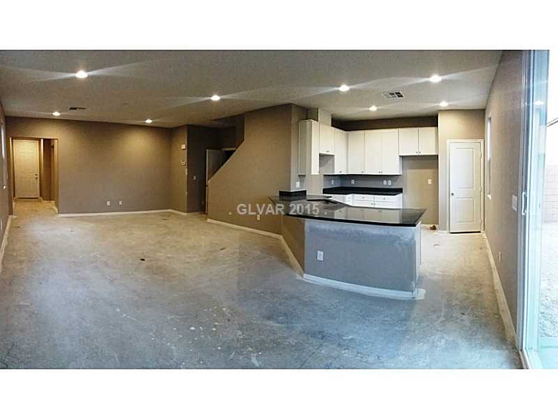 5520 South Riley Street Las Vegas, NV 89148 - Photo 4 of 16 Great Room.