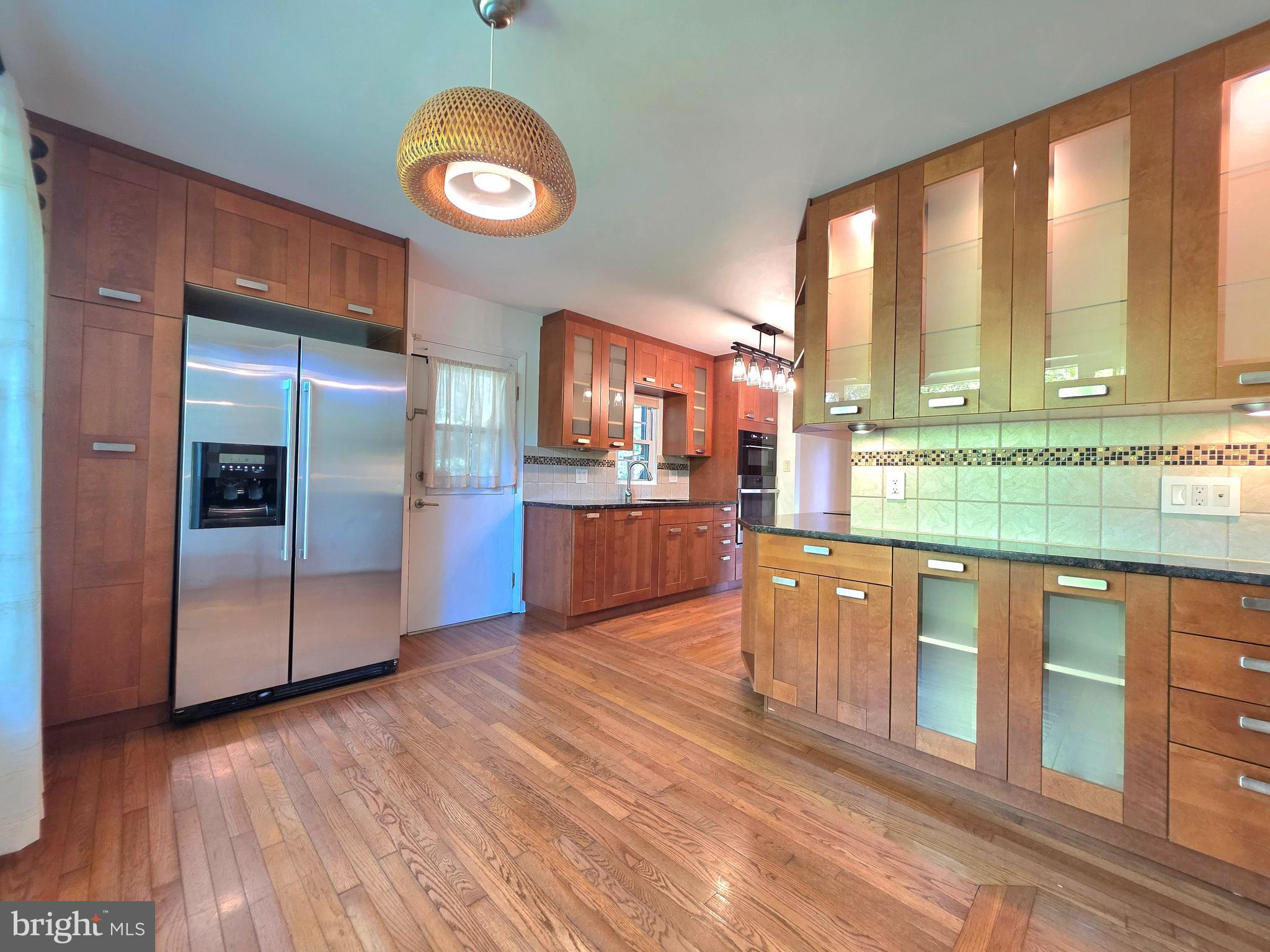 2215 Collingwood Road Alexandria, VA 22308 - Photo 6 of 40