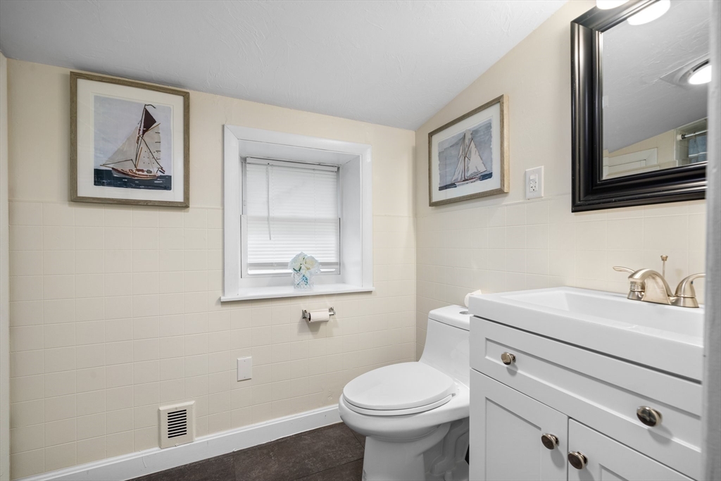 10 R Miles Avenue Shrewsbury, MA 01545 - Photo 23 of 40 Gallery Image 23