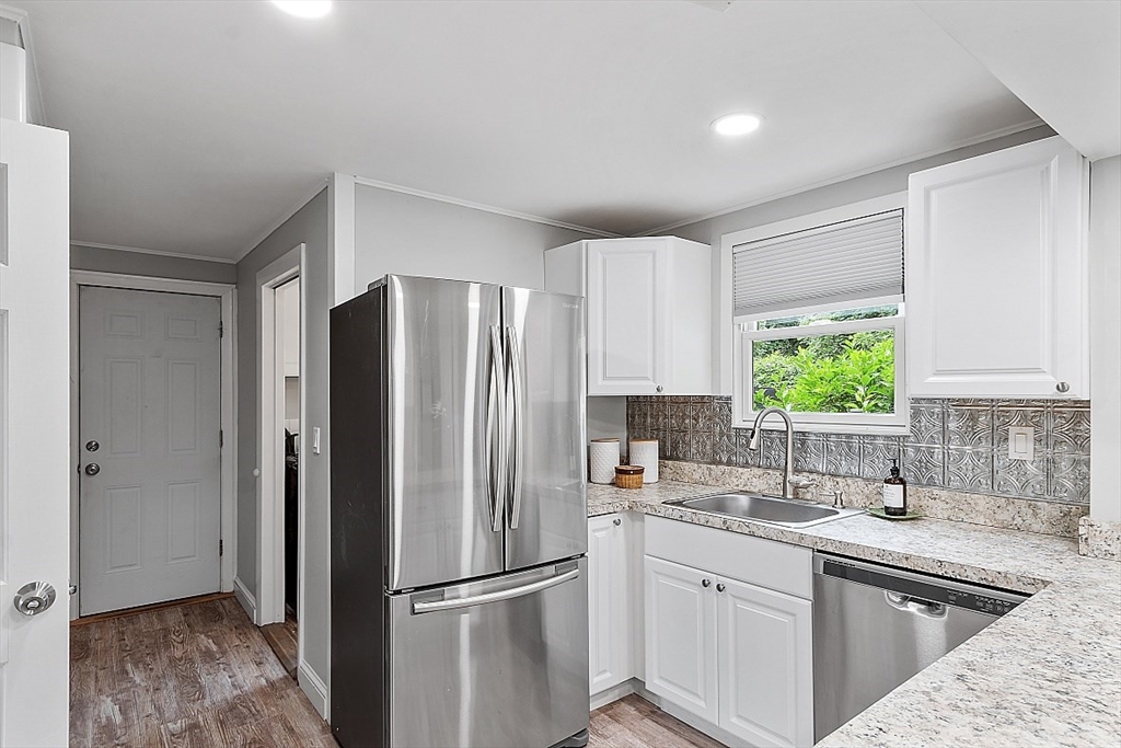 193 St Mary Street Needham, MA 02494 - Photo 11 of 23