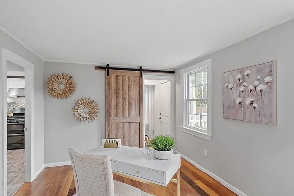 $3,800 | 193 St Mary Street, Needham, MA 02494