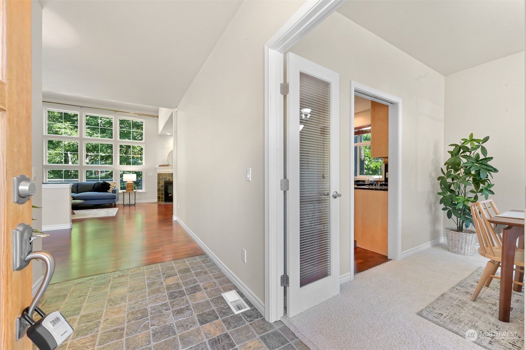 3240 Agate Heights Road Bellingham, WA 98226 - Photo 5 of 40 Gallery Image 5