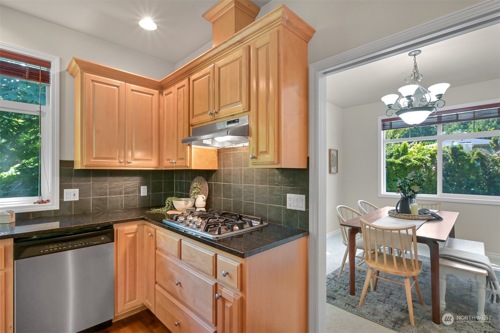 3240 Agate Heights Road Bellingham, WA 98226 - Photo 9 of 40 Gallery Image 9