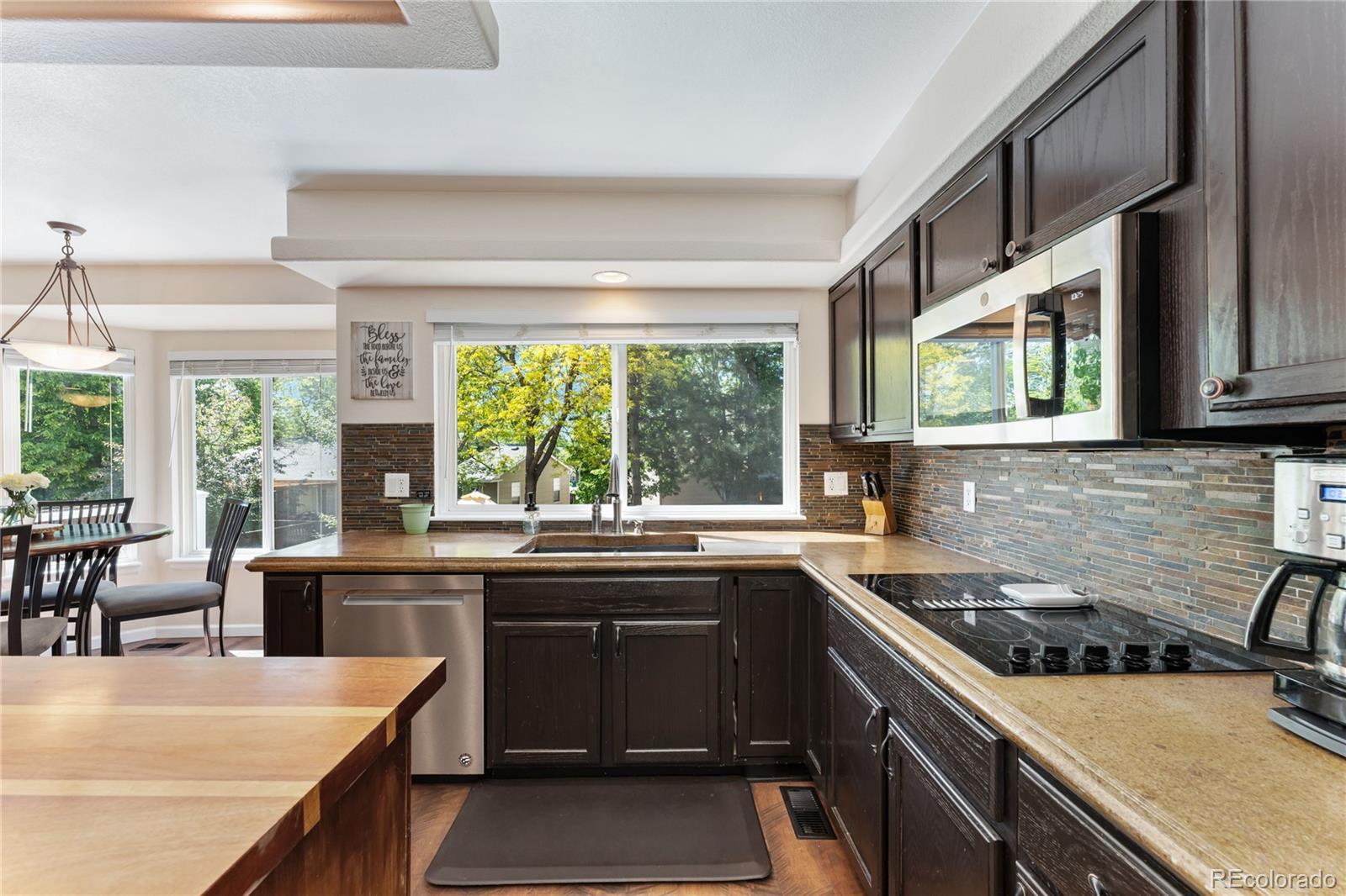 2050 Fox Fire Street Highlands Ranch, CO 80129 - Photo 7 of 33 Gallery Image 7