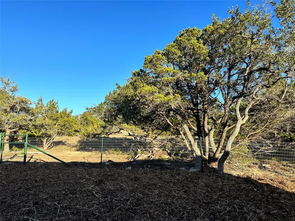 $1,950 | 199 Harmony Wood Lane, Dripping Springs, TX 78620