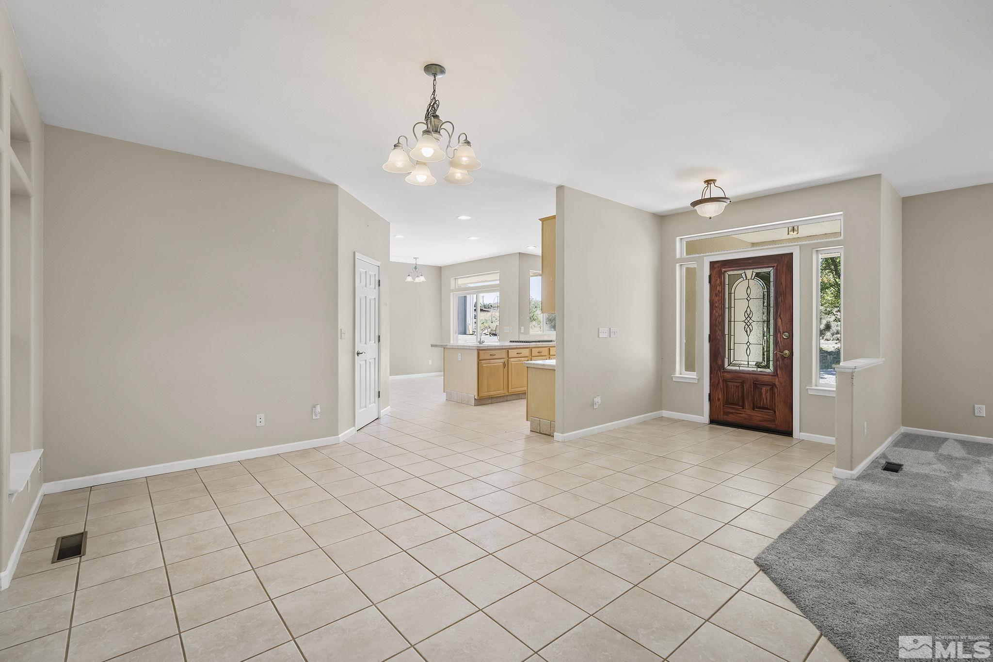 8850 Spearhead Way Reno, NV 89506 - Photo 5 of 23 Photo 5