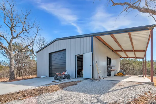 $890,000 | 1048 Mountain Bluebird Court, Graford, TX 76449