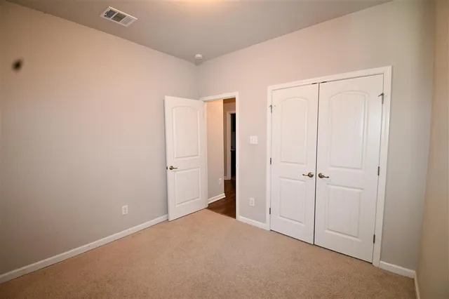 $2,100 | 3147 Baywood Avenue, Lake Charles, LA 70607