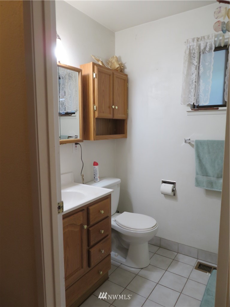 571 East Capital Prairie Road Shelton, WA 98584 - Photo 13 of 20 Gallery Image 13