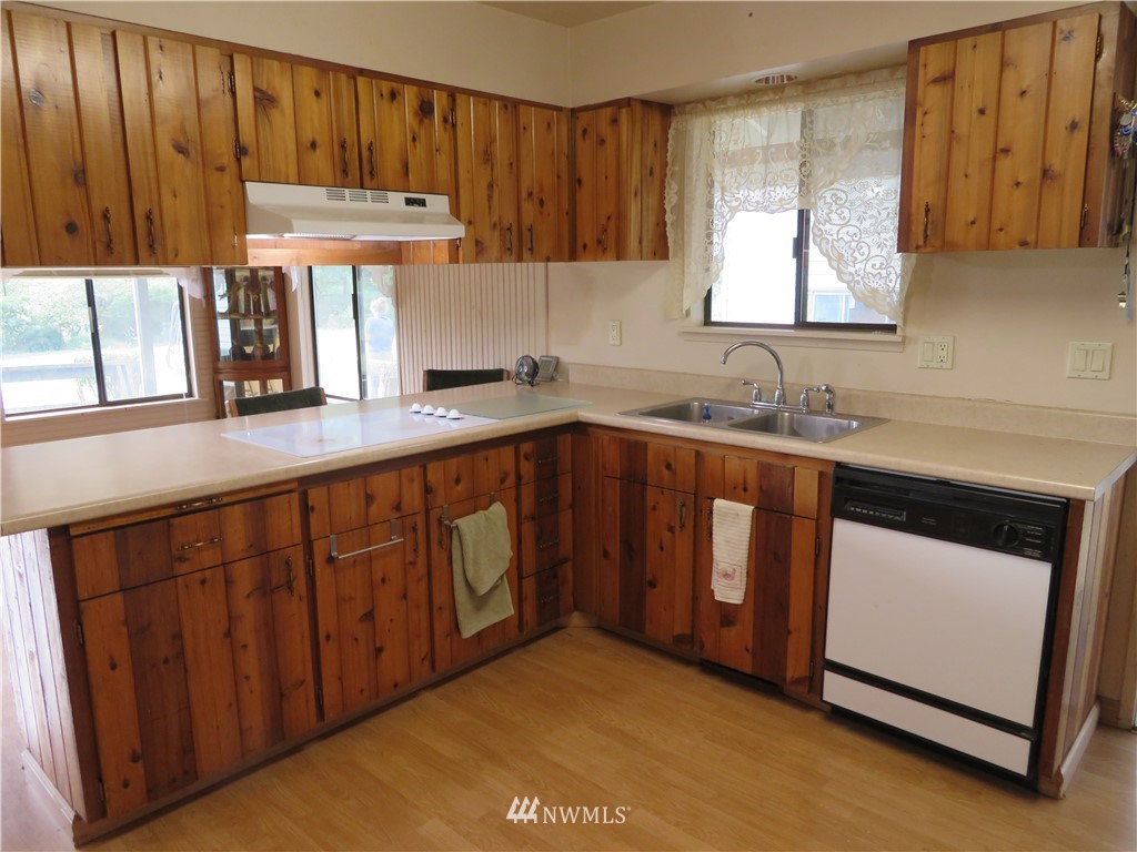 571 East Capital Prairie Road Shelton, WA 98584 - Photo 8 of 20 Gallery Image 8